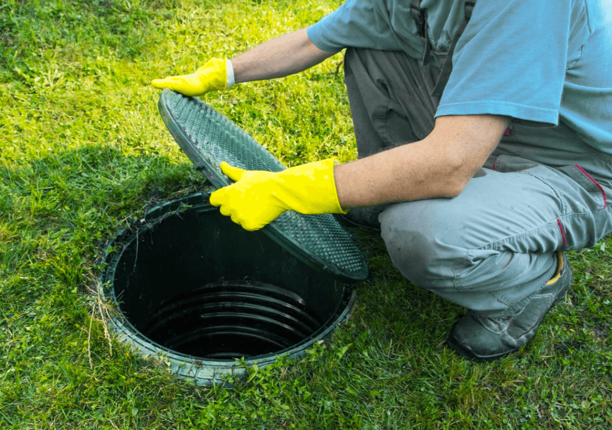 Poughkeepsie NY septic tank cleaning